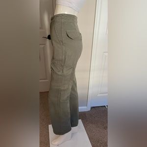 Zara high waisted army green cargo paints